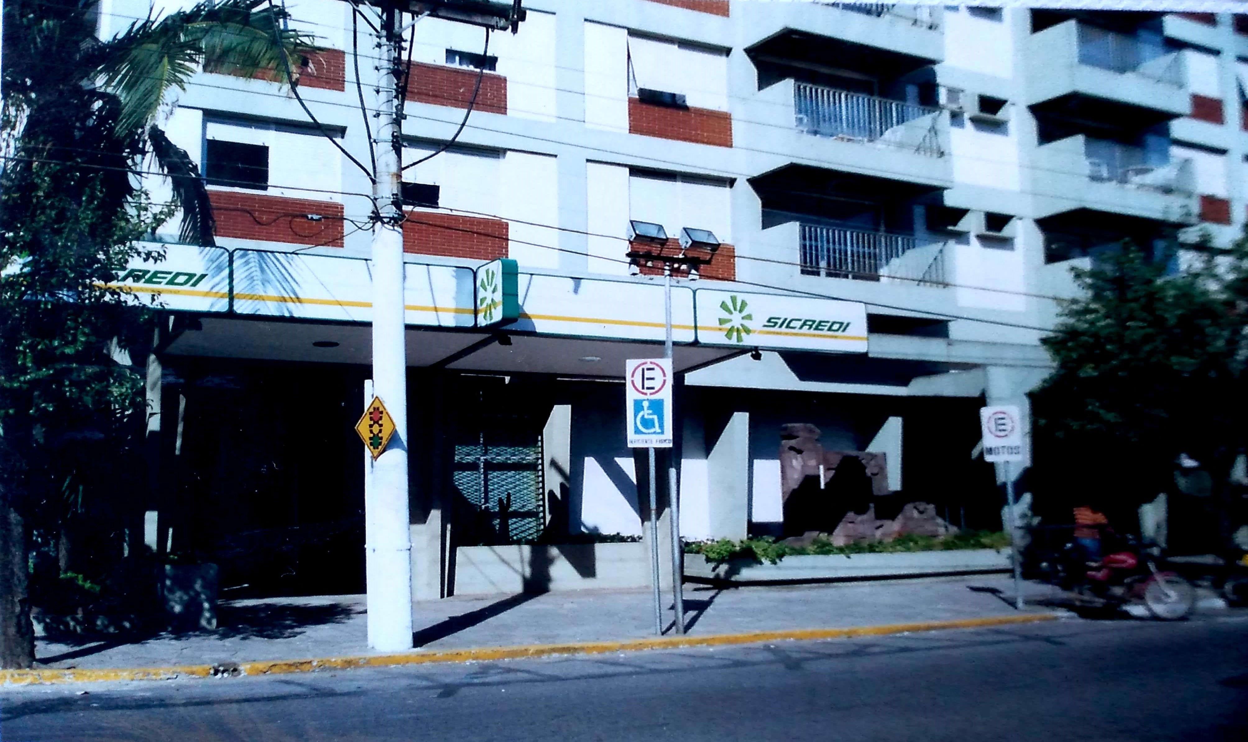 26 - Agência de Novo Hamburgo - Inaugurada em 21.11.1999.jpg