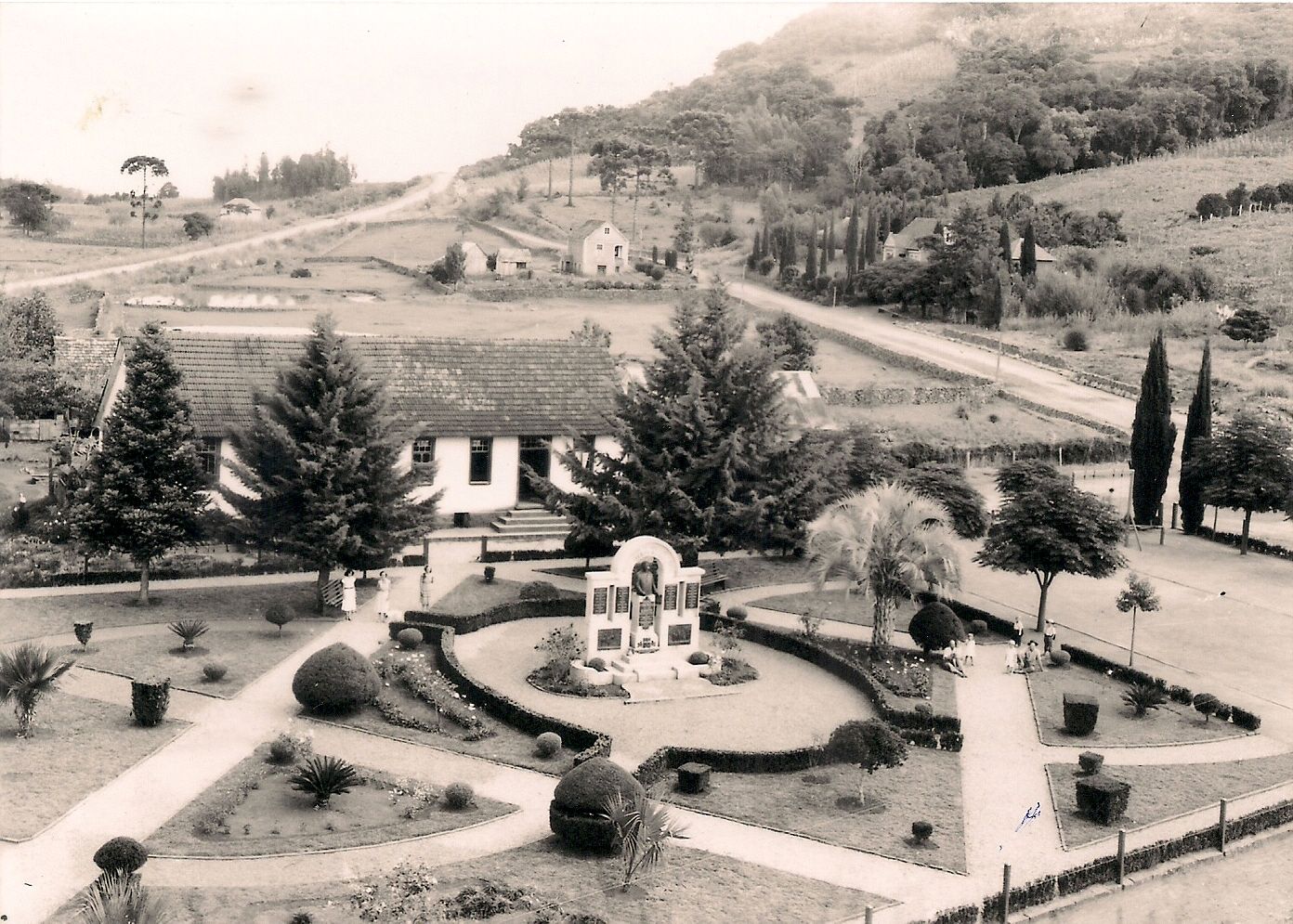 Praça Theodor Amstad.jpg